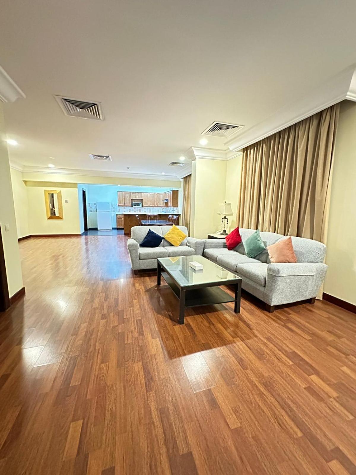 The Palace Suites Al Khobar Ngoại thất bức ảnh
